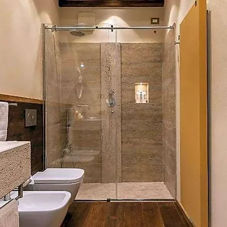 Capanna *