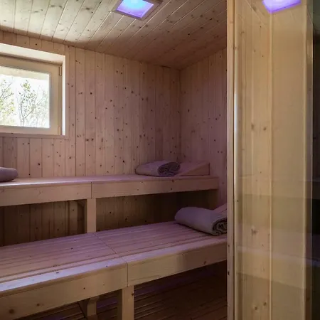 مزرعة للإقامة Capanna مونتالشينو