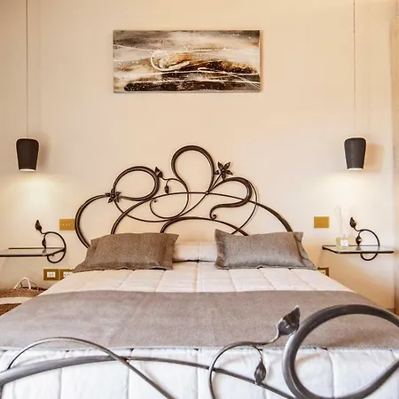 Capanna مزرعة للإقامة مونتالشينو